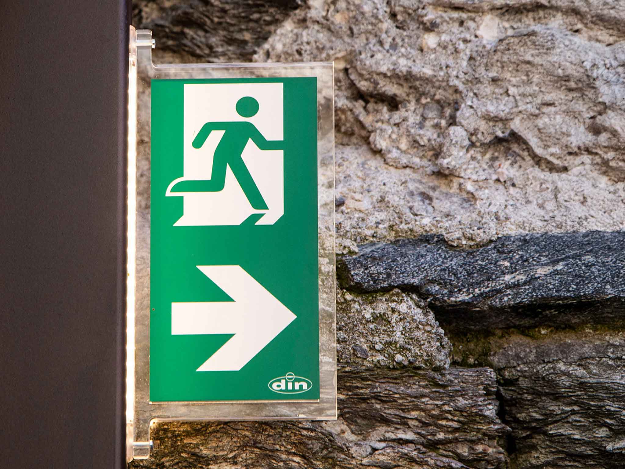 1_32_Comimpianti_CastellidiCannero_Illuminazione e Impianti